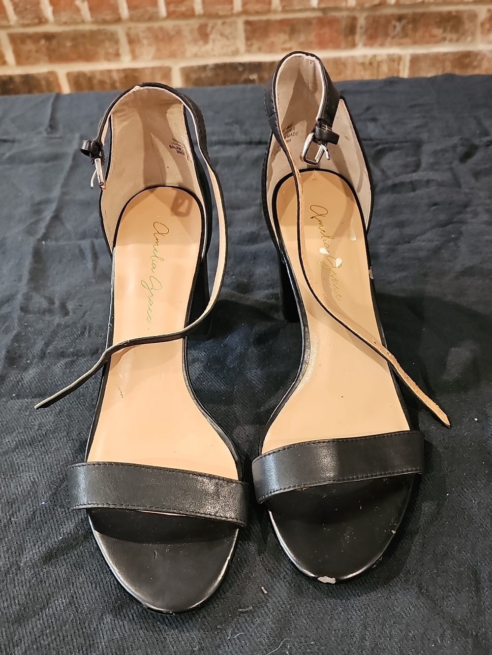 Amelia Grace Black Open-Toe Ankle-Strap Heels Size 8.5M